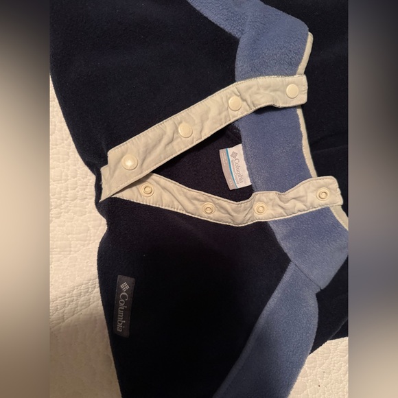 Columbia Navy and Blue Sweater Fleece - Picture 4 of 4
